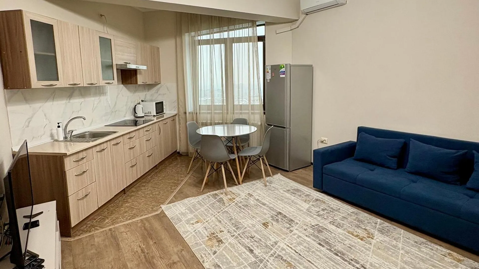 Евродвушка В Жк Арай Apartment Almaty